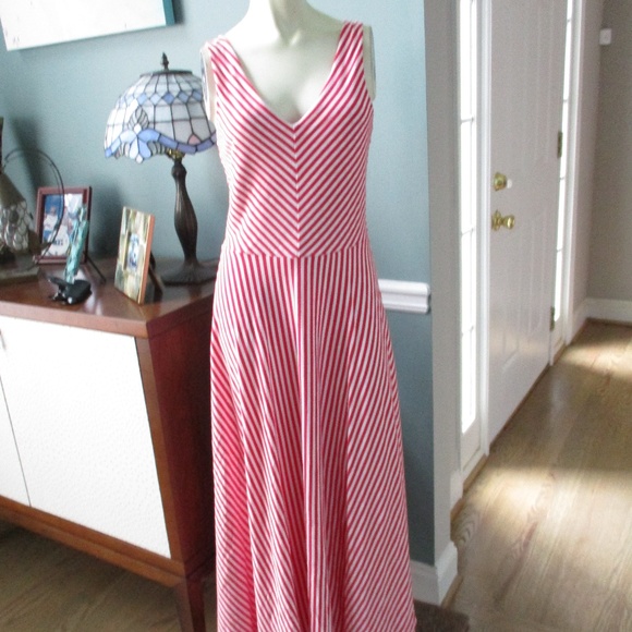 crown and ivy maxi dress
